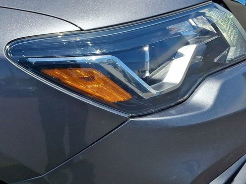 Used 2017 Nissan Pathfinder SL w/ SL Tech Package AWD/4WD image 9