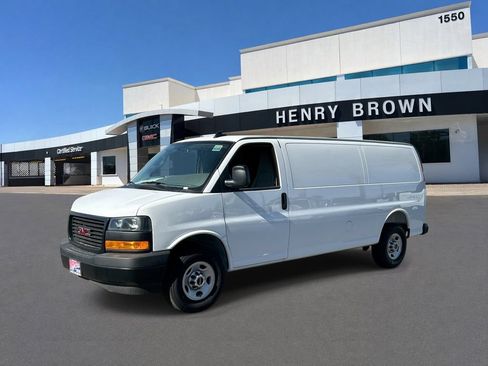 New 2025 GMC Savana 2500 Extended w/ Driver Convenience Package RWD image 1