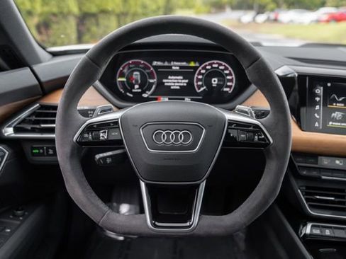 Used 2022 Audi e-tron GT Premium Plus AWD/4WD image 30