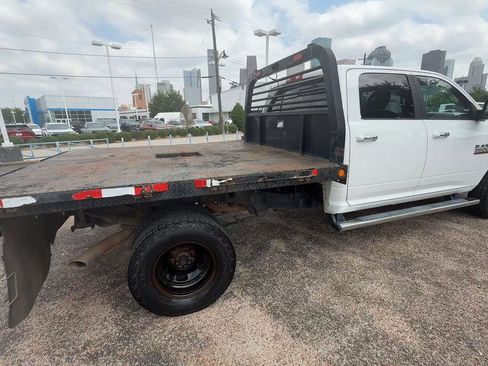 Used 2018 RAM 3500 SLT AWD/4WD image 5