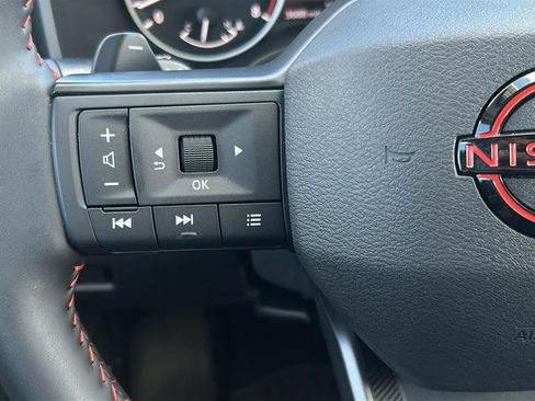 Used 2025 Nissan Rogue SV AWD/4WD image 26