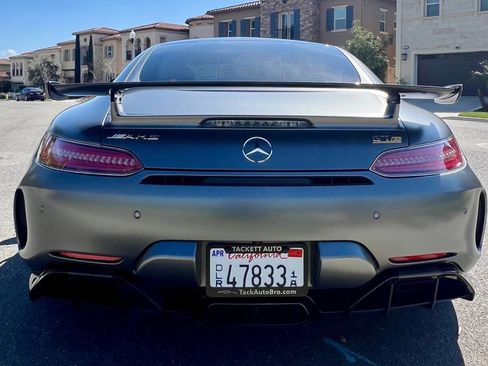 Used 2018 Mercedes-Benz AMG GT R image 9