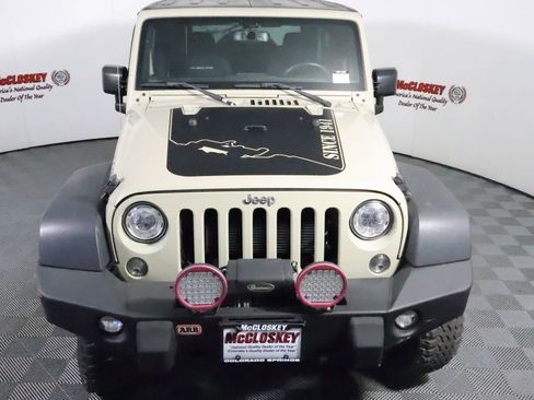 Used 2018 Jeep Wrangler Rubicon w/ Power Convenience Group image 20
