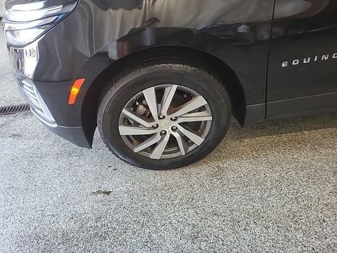 Used 2023 Chevrolet Equinox LT FWD image 3
