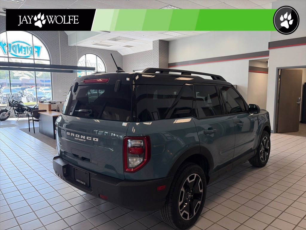 Used 2023 Ford Bronco Sport Outer Banks w/ Tech Package AWD/4WD image 5