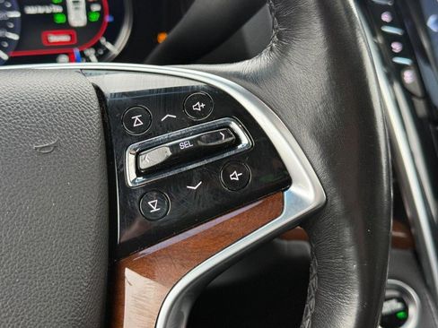 Used 2019 Cadillac Escalade Premium Luxury image 20