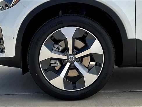 New 2026 Volvo XC40 B4 Plus w/ Protection Package Premier image 24