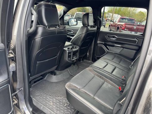 Used 2024 RAM 1500 Laramie AWD/4WD image 16