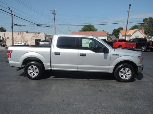 Used 2018 Ford F150 XLT image 2