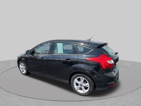 Used 2013 Ford Focus SE FWD image 6