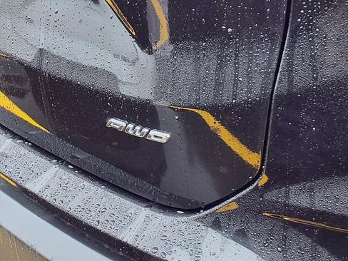 Used 2024 Ford Edge Titanium image 24