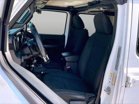 Used 2019 Jeep Wrangler Unlimited Sport S AWD/4WD image 7