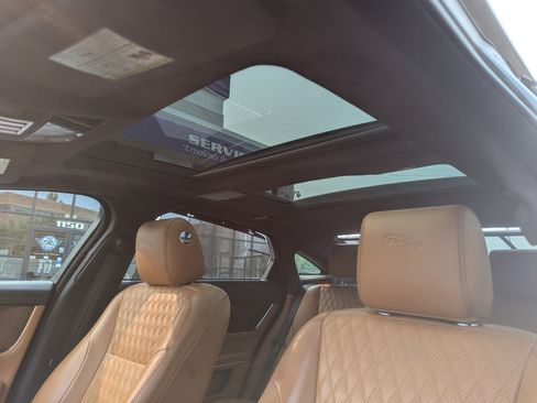 Used 2017 Jaguar XJ L Supercharged image 37