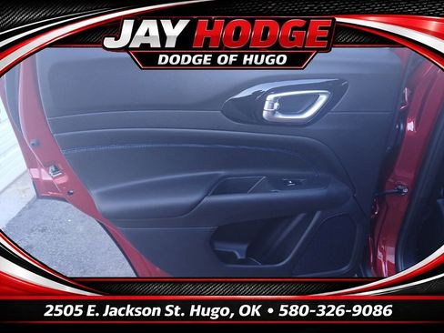 New 2026 Jeep Compass Latitude image 32