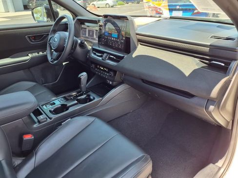 Used 2026 Subaru Outback Premium AWD/4WD image 18