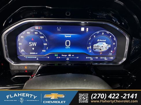 Used 2024 Chevrolet Silverado 1500 High Country w/ High Country Premium Package AWD/4WD image 27