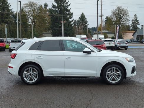 Used 2023 Audi Q5 e Premium image 6