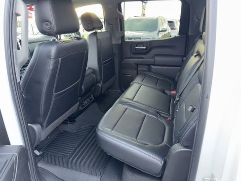 Used 2019 Chevrolet Silverado 1500 LT w/ Texas Edition image 13