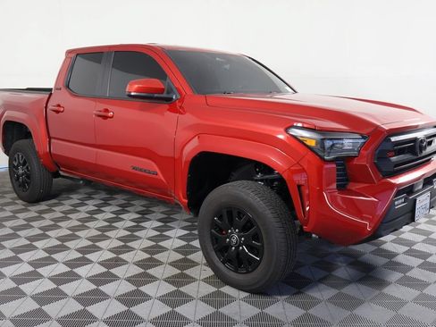 Used 2025 Toyota Tacoma SR5 RWD image 3