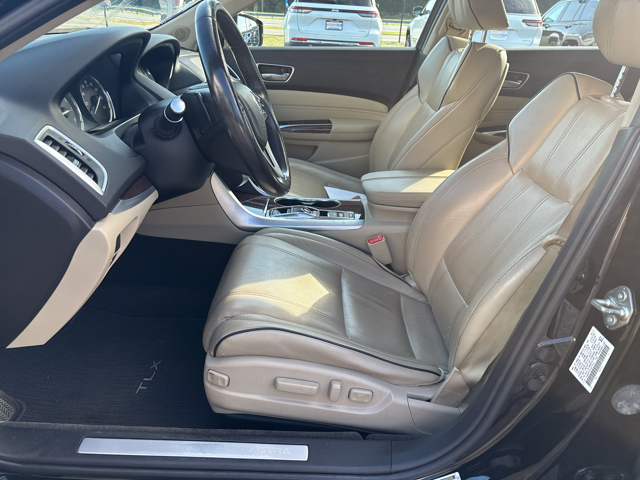 Used 2018 Acura TLX w/ Technology Package AWD/4WD image 11