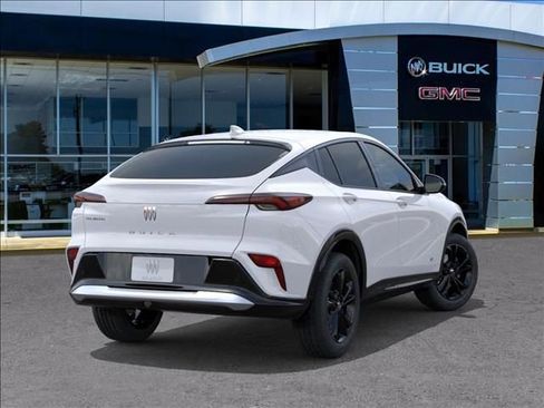 New 2026 Buick Envista Sport Touring image 4
