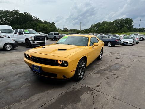 Used 2017 Dodge Challenger GT w/ Driver Convenience Group AWD/4WD image 15