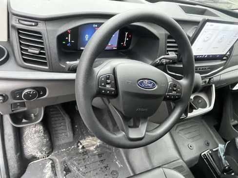 New 2026 Ford Transit 250 Low Roof RWD image 10