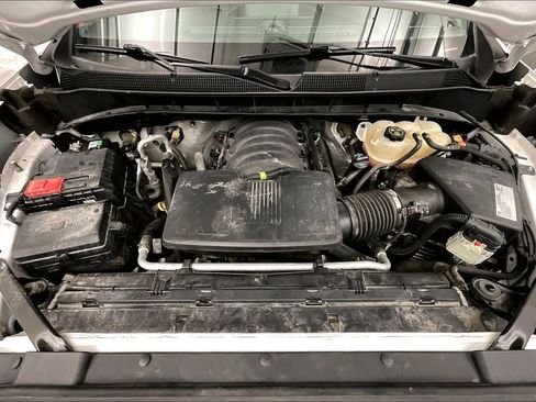 Used 2019 Chevrolet Silverado 1500 Custom Trail Boss w/ Custom Convenience Package AWD/4WD image 12