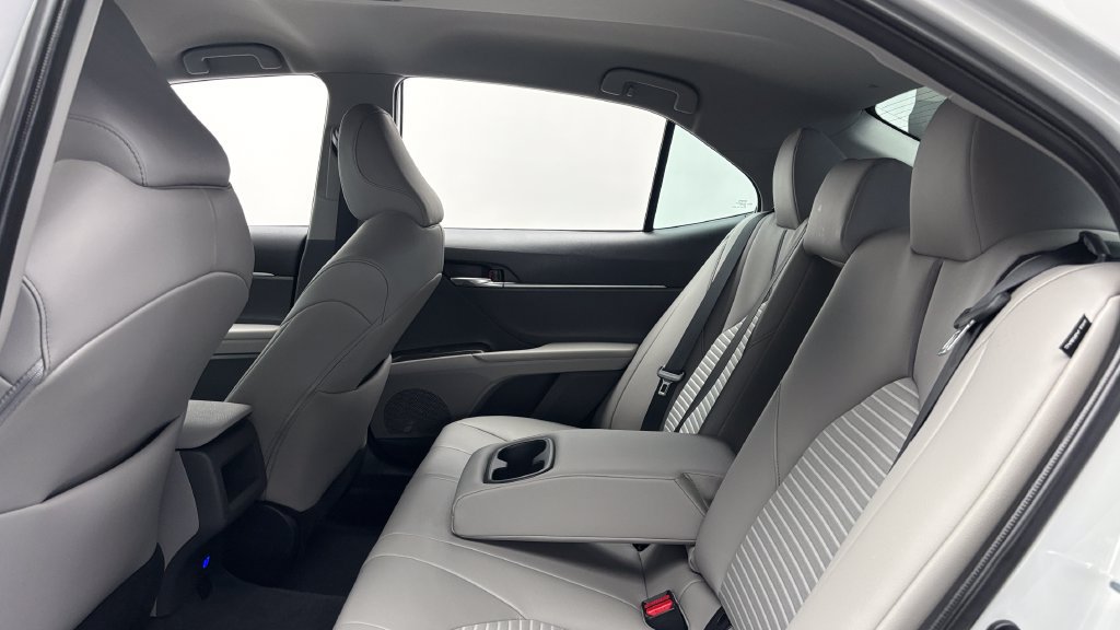 Certified 2024 Toyota Camry SE FWD image 31