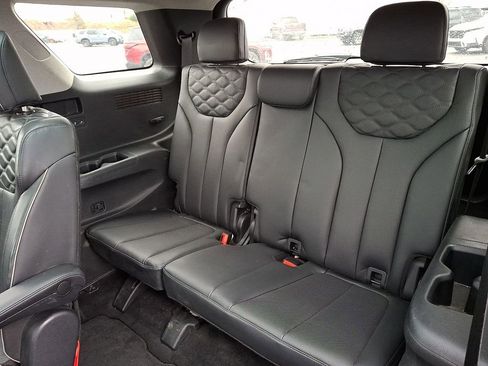 Used 2021 Hyundai Palisade Limited w/ Cargo Package image 13