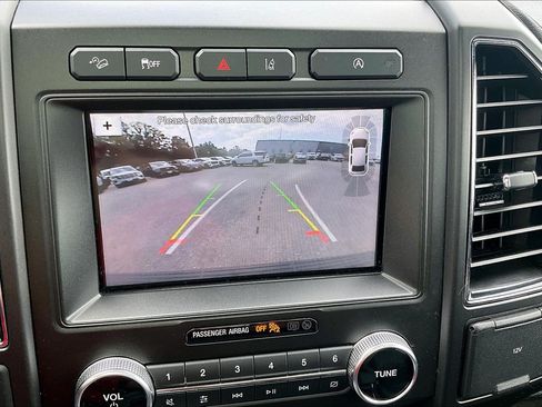 Used 2018 Ford Expedition Max Limited w/ Equipment Group 301A AWD/4WD image 21