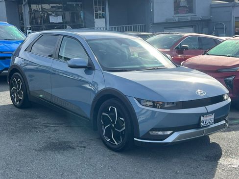 Used 2024 Hyundai Ioniq 5 SEL image 3