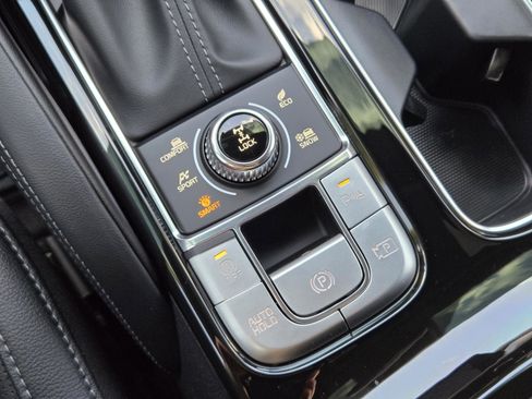 Used 2025 Kia Telluride SX X-Line AWD/4WD image 19