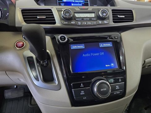 Used 2014 Honda Odyssey EX-L image 19