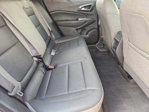 Certified 2025 Chevrolet Trax ACTIV w/ Driver Confidence Package FWD image 9