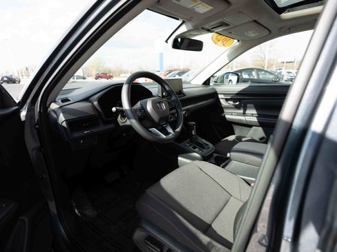 Used 2025 Honda CR-V EX image 8