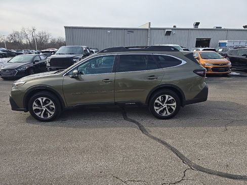Used 2020 Subaru Outback Limited image 7