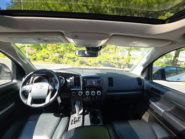 Used 2019 Toyota Sequoia TRD Sport AWD/4WD image 5