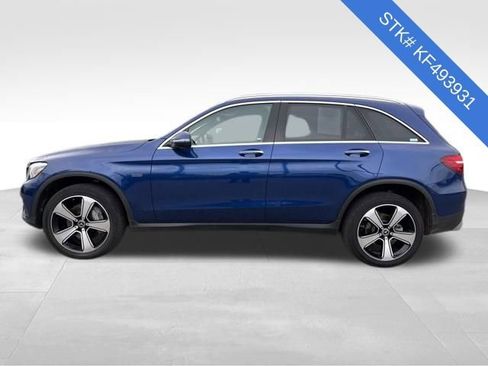 Used 2019 Mercedes-Benz GLC 350e 4MATIC image 4