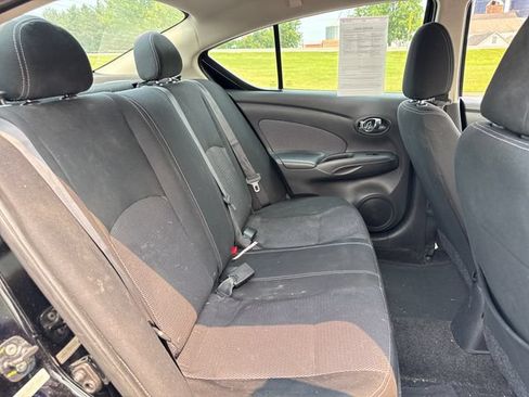 Used 2015 Nissan Versa SV FWD image 14