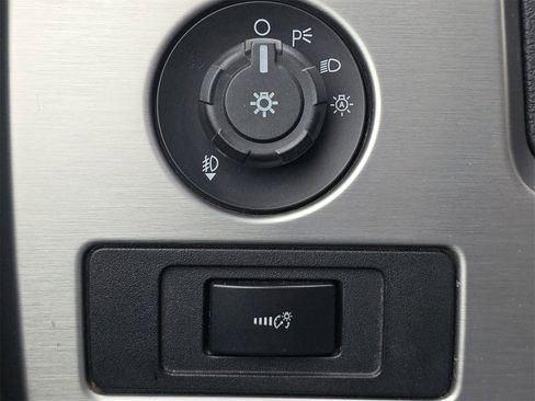 Used 2012 Ford F150 Platinum image 18