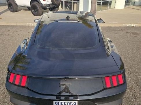 Used 2025 Ford Mustang GT Premium image 23