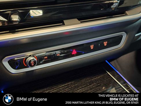 Used 2023 BMW X7 M60i w/ Climate Comfort Package AWD/4WD image 63