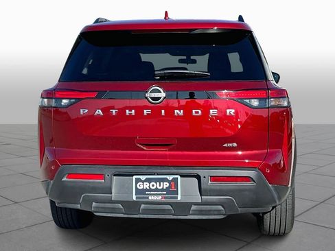 Used 2025 Nissan Pathfinder SV AWD/4WD image 4