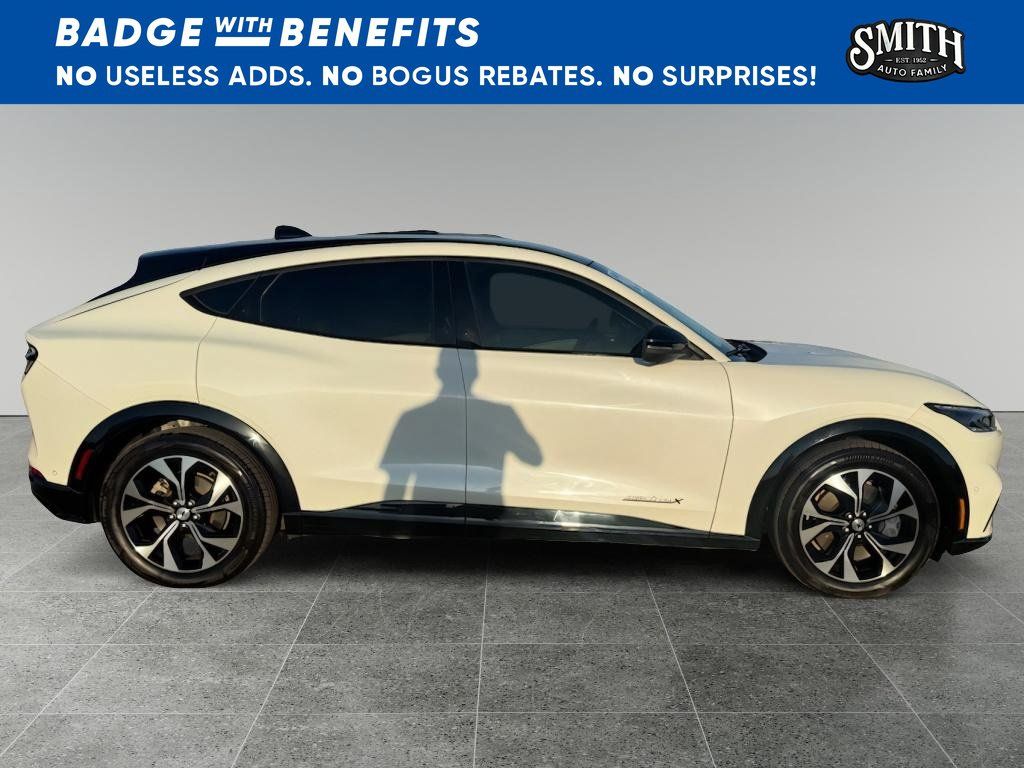 Used 2022 Ford Mustang Mach-E Premium AWD/4WD image 3