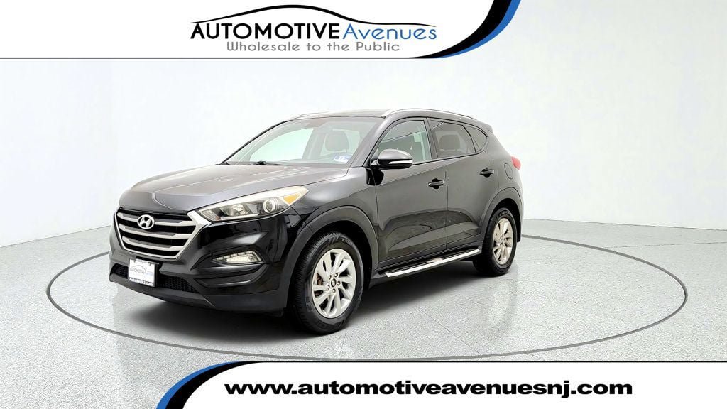 Used 2017 Hyundai Tucson SE Plus FWD image 1