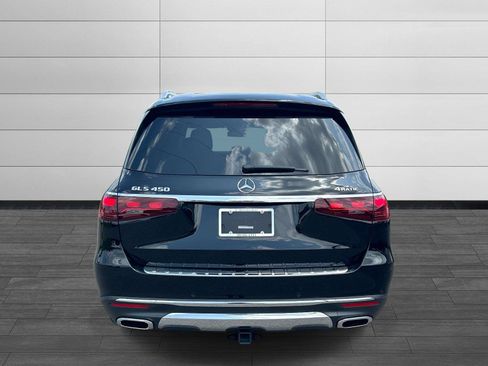 Used 2026 Mercedes-Benz GLS 450 4MATIC image 4