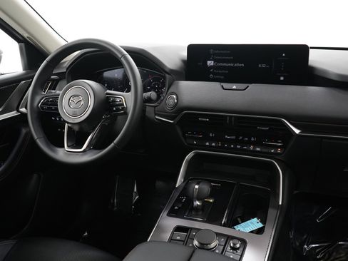 Certified 2025 MAZDA CX-70 Plug-In Hybrid w/ Premium Pkg image 12