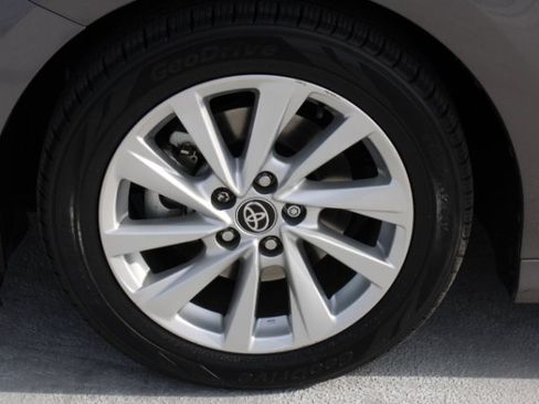 Certified 2023 Toyota Camry LE image 9