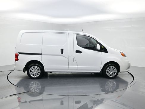 Used 2020 Nissan NV200 SV w/ Back Door Glass Package FWD image 4